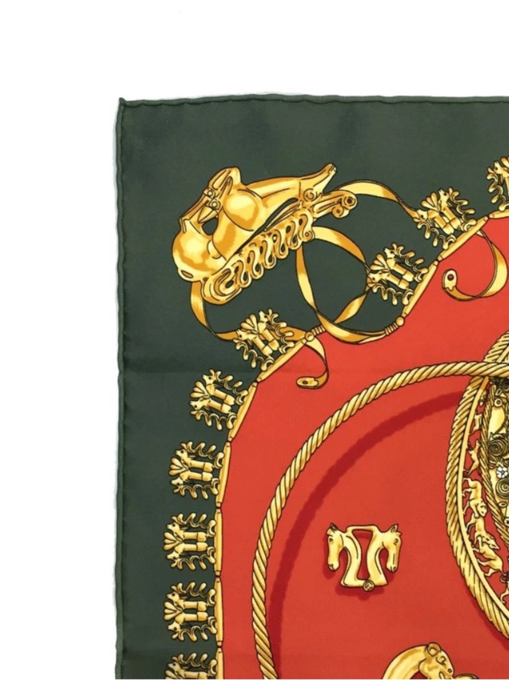 HERMES LES CAVALIERS D'OR Gavroche Petit Carre Silk 100% Scarf - Picture 2 of 5